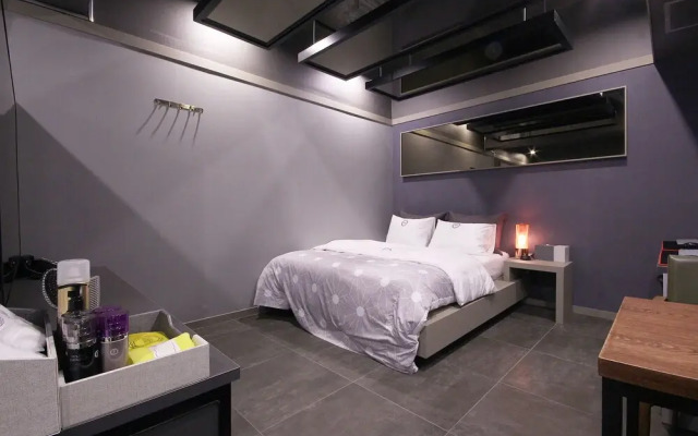 Daegu Bonridong Lovely Hotel