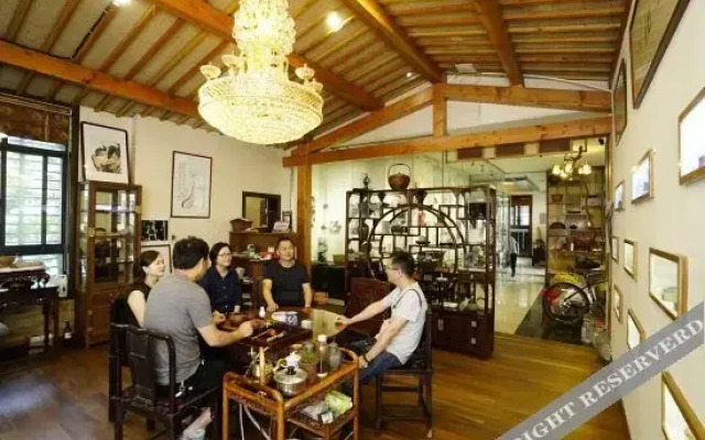 Taohuayuan Hostel