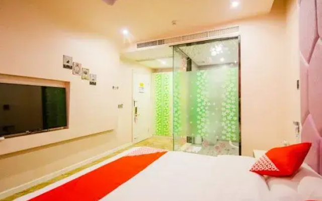 Amethyst hotel