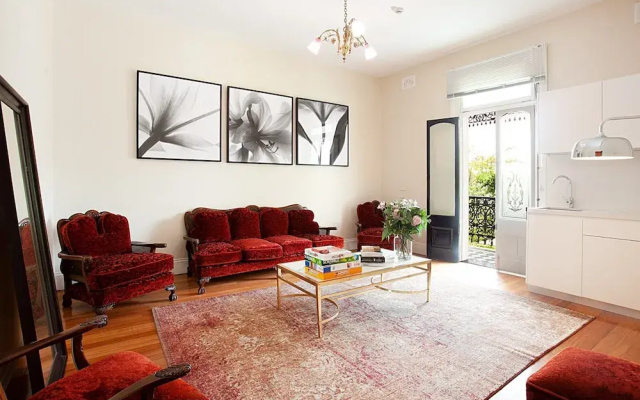 Leafy and Tranquil Inner West Studio Apartment