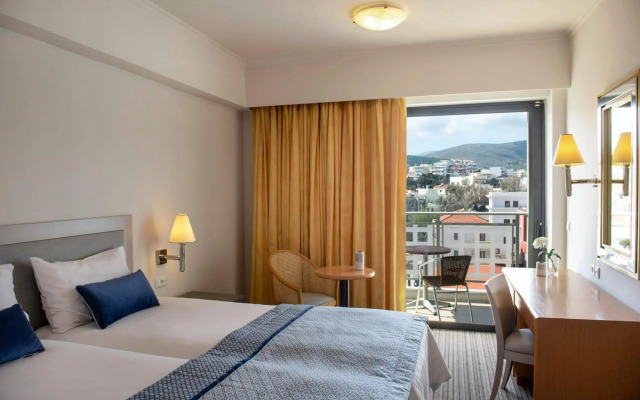 Chios Chandris Hotel