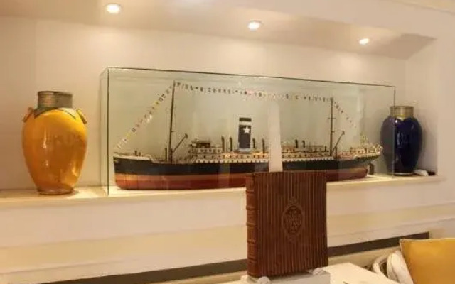 HH Hotel Helvetia