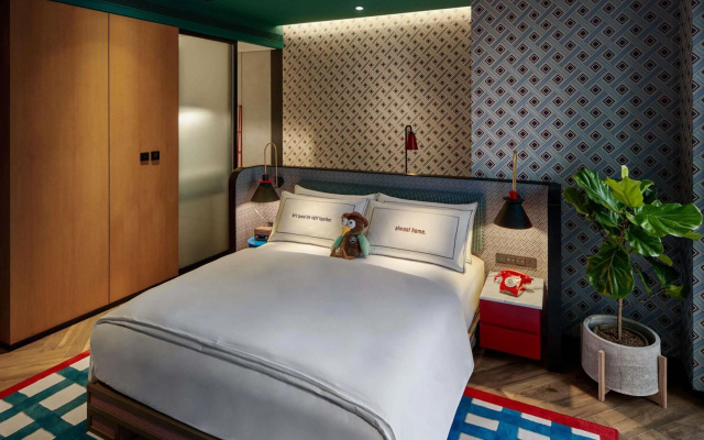 25hours Hotel Jakarta The Oddbird