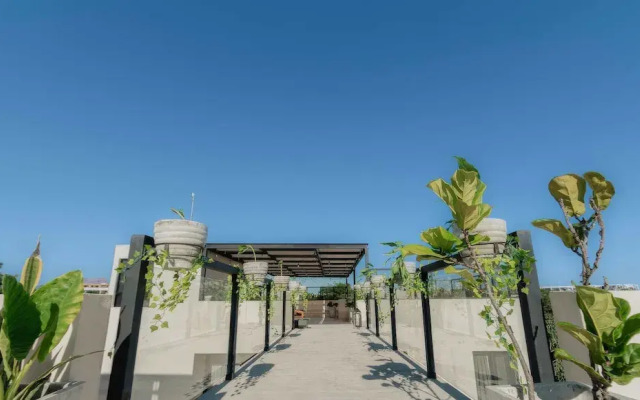 Modern 2BR Oasis With Pool Views at Chaan Ha