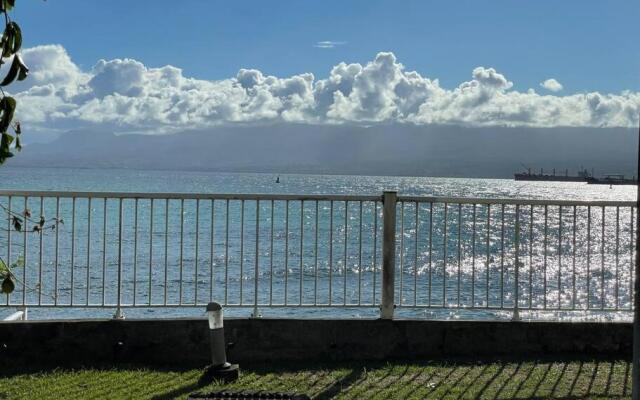 Le Poseidon Bas Du Fort