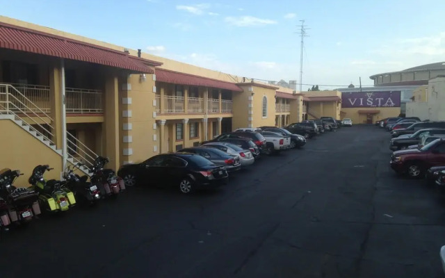 Vista Inn & Suites -Downtown- Memphis