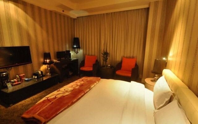 Luoyang Bohemia Hotel