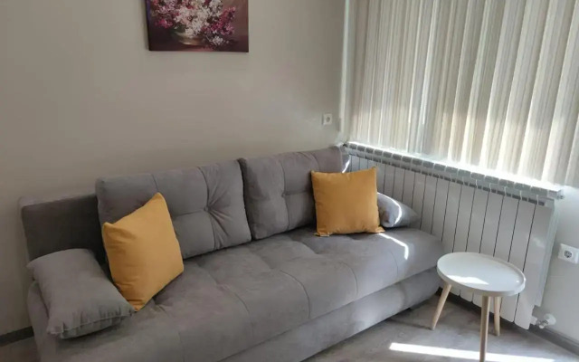 Flowers Apartment