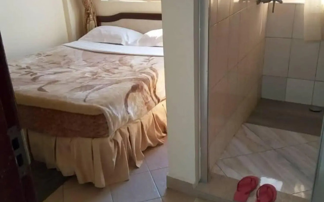 Rich Hotel