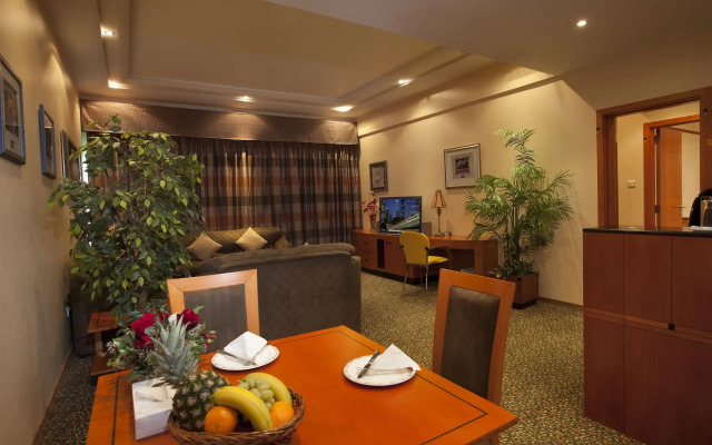 Gulf Court Hotel