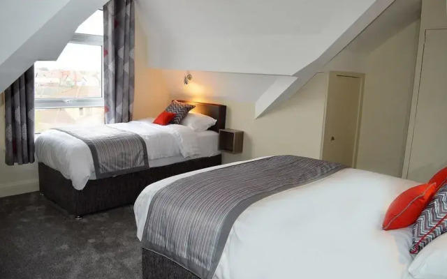 The Carlton Hotel