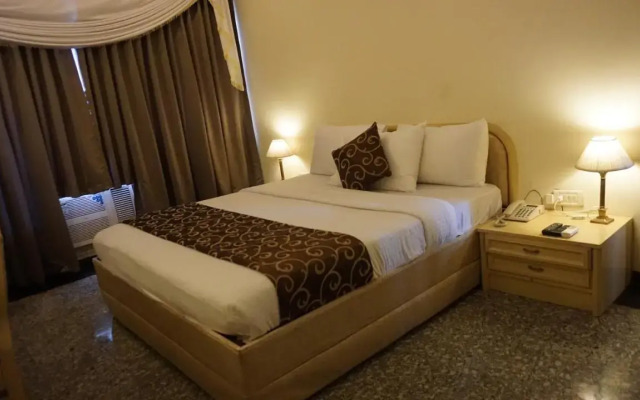 Hotel Poonja International