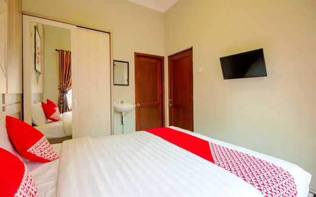 The Doctor'S Guest House by Oyo Rooms
