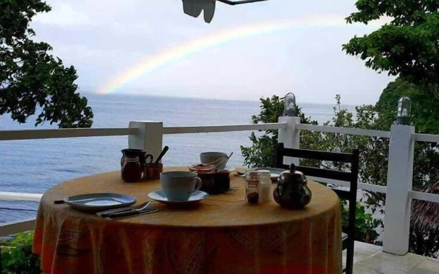 Coral Canyon Romblon - Hostel