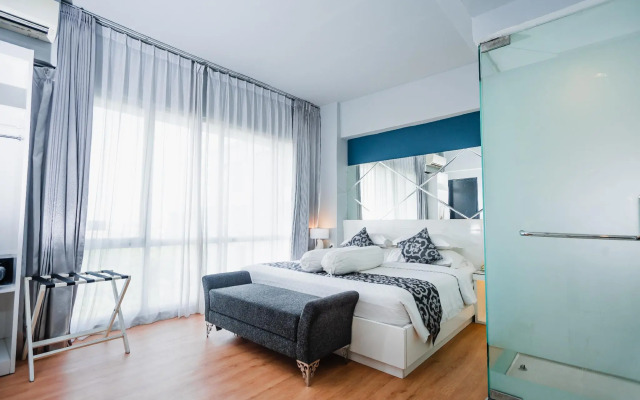 Grand Darmo Suite by AMITHYA