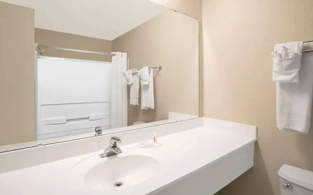 Super 8 Clemmons Winston-Salem Area
