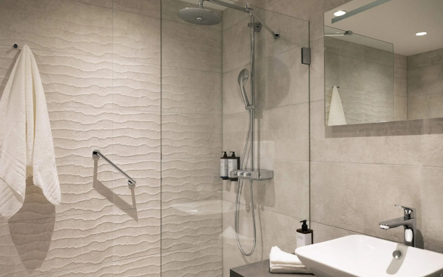 Mercure Amsterdam North Station