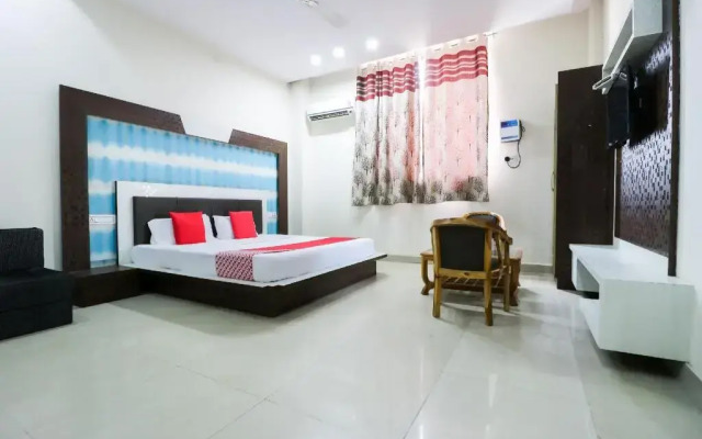 Hotel Mayur by OYO Rooms