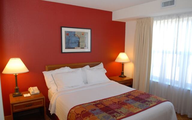Lakeview Signature Inn Calgary Airport