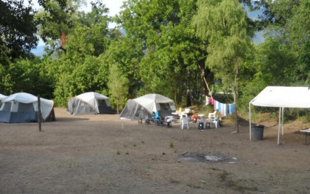 Campamento Ecoaventura Cola de Caballo