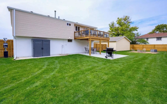 Pet-friendly Omaha Vacation Rental w/ Deck!
