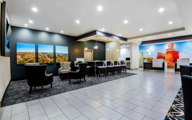 La Quinta Inn & Suites by Wyndham Pampa