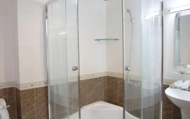 Pearl Service Apartment