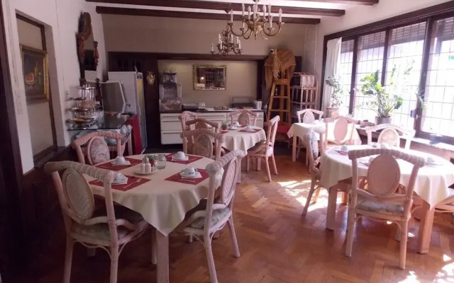 Station Hotel