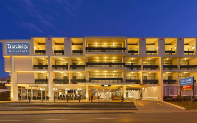 Travelodge by Wyndham Niagara Falls Fallsview