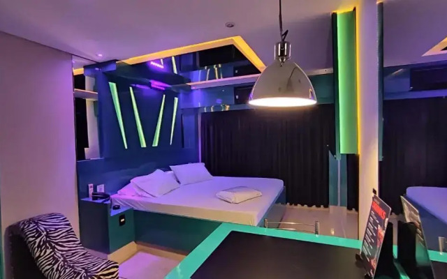Swing Motel