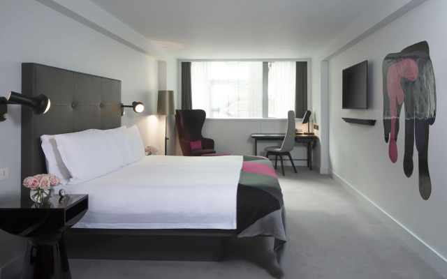 Sea Containers London