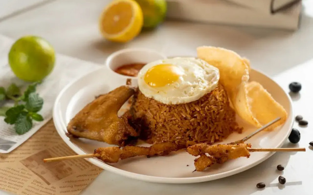 Holiday Inn Fuyang, an IHG Hotel