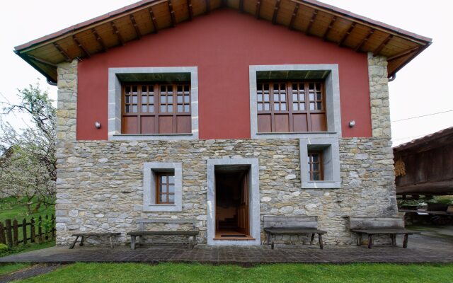 Casa De Aldea La Cuesta