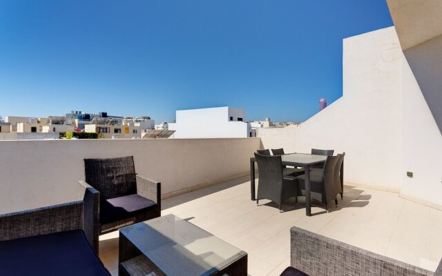 Fabulous Penthouse in a Prime Location