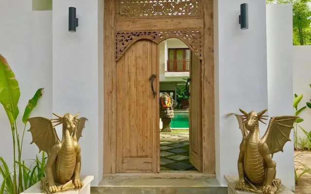 Villa Khaleesi