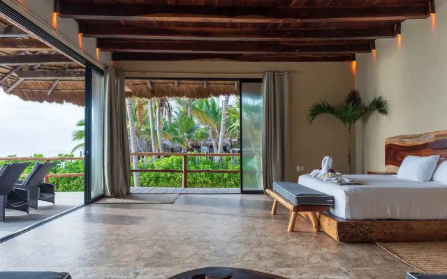 Casa Aakbal