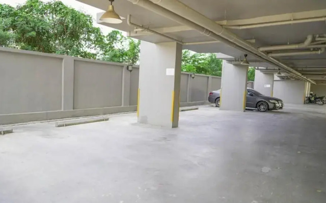 RQ Bangkok Sukhumvit 107 by Collection O