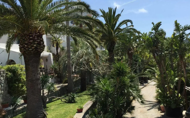 Paco Residence