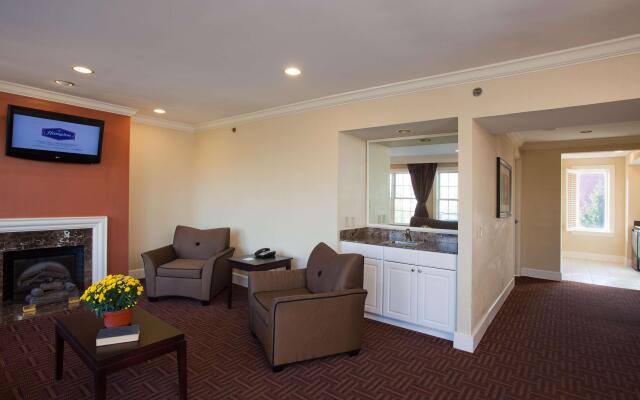 Hampton Inn & Suites Stamford