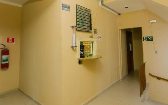 OYO Green Hotel De Maua