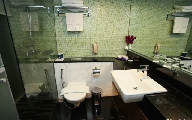 The Residence at Singapore Recreation Club
