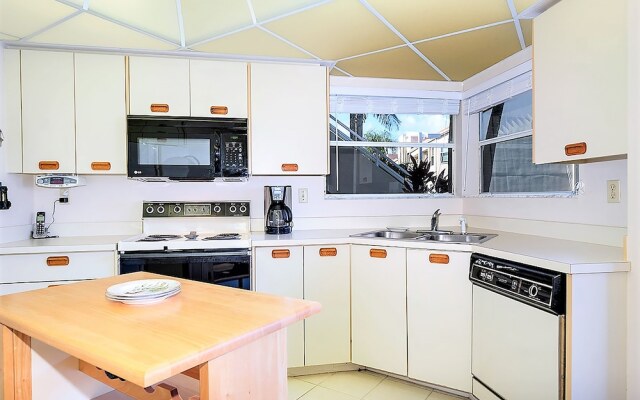 Bahia Del Mar Vacations by TechTravel