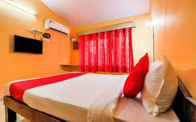 OYO 23035 Srinivas Residency