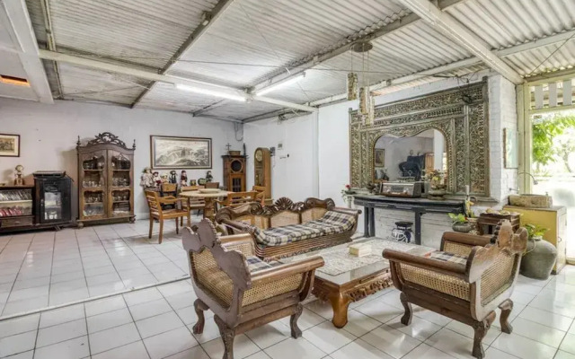 RedDoorz Hostel near Adisucipto Airport Yogyakarta