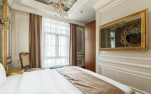 Gorgeous Studio in Historic Mansion in Beylerbeyi