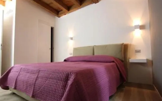 Residenza San Vitale 27 Suite Home