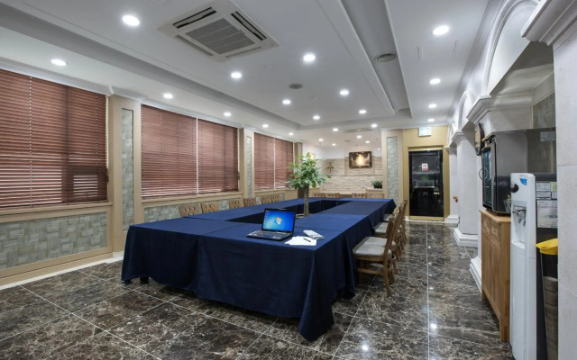 Hotel Elin