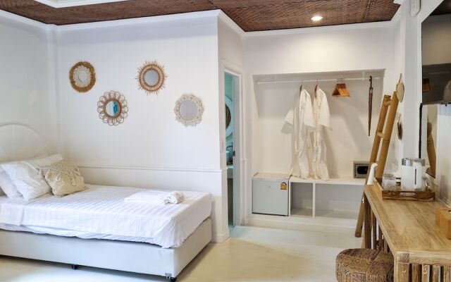 Elephant Beach Club & Resort Samui
