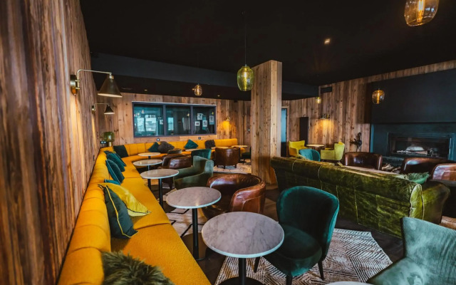 Hôtel Fahrenheit Seven Val Thorens