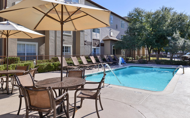 Staybridge Suites Dallas-Addison Hotel